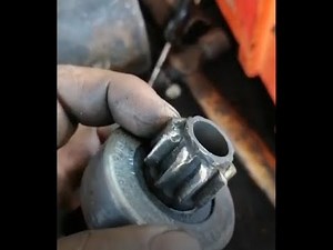 Bendix dañado junto con volante de inercia.