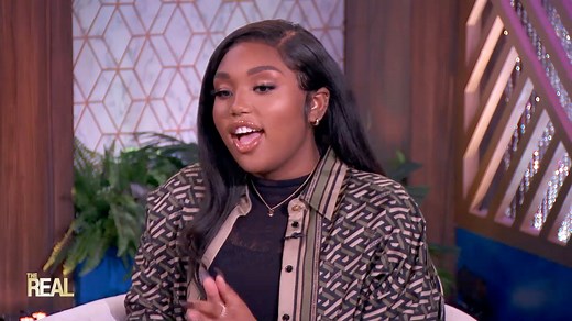 186K views · 3.4K reactions | Sy’Rai Smith, social media influencer and daughter of legendary singer Brandy, drops by to dish about her inspiring weight-loss journey and opens up about the pressures of having an “Instagram body.” Tune in TODAY for the entire conversation. | The Real | Facebook