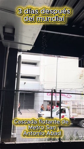 ¡El contraste del Metro de la CDMX! 🚇✨ ¿Una atracción turística o una urgencia de mantenimiento? Recorrimos la Línea Azul y la experiencia pasa de una