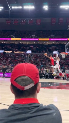 Jalen Green taking flight in Portland and dunking on Ant Simons! Video by OliverMaroney/X | Ballislife