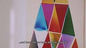 FUJIFILM Europe and Unseen present: Liz Nielsen. See photographer Liz Nielsen revealing how she “paints with light” by exposing photo paper to coloured light. Follow the process from her darkroom in New York to the Fujifilm factory in Tilburg, and see the final work on show at Unseen Amsterdam 2019! Video: Liz Nielsen, 2019 © Robbert Doelwijt Jr. | Unseen