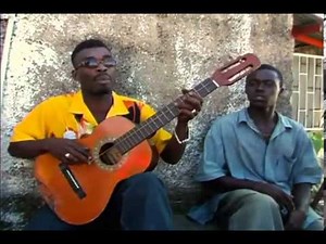 Классная игра на гитаре с одной струной