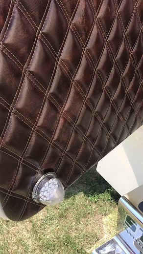 Dickerson Custom Trucks Pete Transfer LLC/Pete Transport LLC #Peterbilt379 #Peterbilt389 #KenworthW900l #LargeCar #10LugMafia #BigRig #Flatop #NotoriousPig #DickersonCustomTrucks #Chrome #Clean #379 #389 #W900 #Paccar #WaupunTruckShow2023 | Brandon Snodgrass