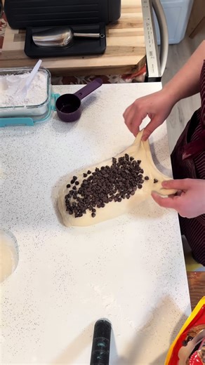 What a journey it’s been! I started my starter, Doughy Tribbiani, one year ago. I baked my first loaf last September and haven’t stopped since 🤍