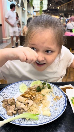 The best chicken rice in Thailand! 🤤✨