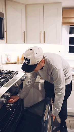 63K views · 1K reactions | I’m married to a Mexican 藍 #mixedcouple #mexican #marriedtoamexican | Bob Y Carmen | Facebook