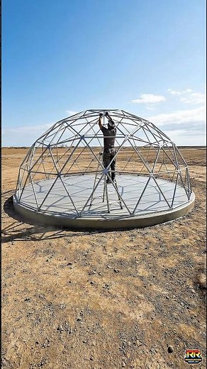 Building a Geodesic Dome: Framing to Luxury Interior Timelapse!