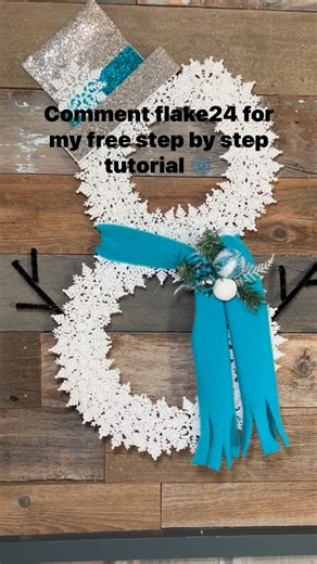 DIY Snowman Wreath❄️Comment flake24 for my free step by step tutorial #holliehobbies | Hollie Hobbies