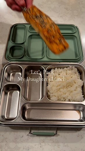 461K views · 4.2K reactions | Baked salmon over sushi rice, topped...