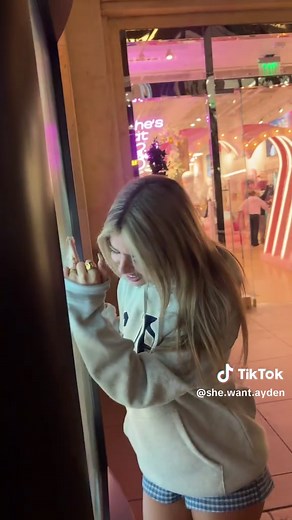 She Wants Ayden: Embreigh Courtlyn & Ayden Valdez TikTok Trend