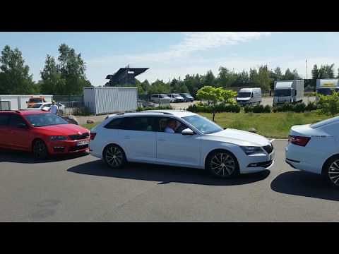 Parklenkassistent bei Skoda