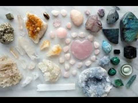 Easy Effective Ways to Charge Crystals for Beginners