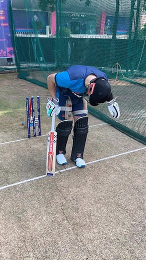Taking guard for the first net of the @cricketworldcup #CWC23 #BACKTHEBLACKCAPS | Blackcaps