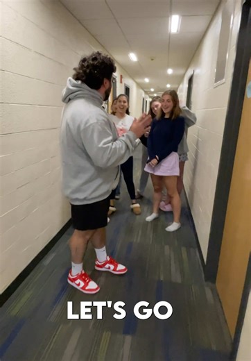 Exciting College Dorm Tour: Discover Cozy Living