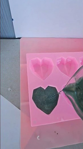 Melt and pour soap using extra pieces! #soaptutorial