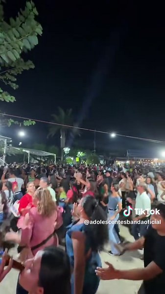 El Ponche Caliente masivo 👌🏽🔥 #Adolescentesbanda #Oaxaca #istmo #fiesta #musica