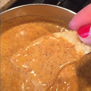 We LOVE this Chili's Copycat Queso! Full recipe here: http://couponcravings.com/copycat-chilis-restaurant-menu-item-chilis-skillet-queso/ | Incredible Recipes