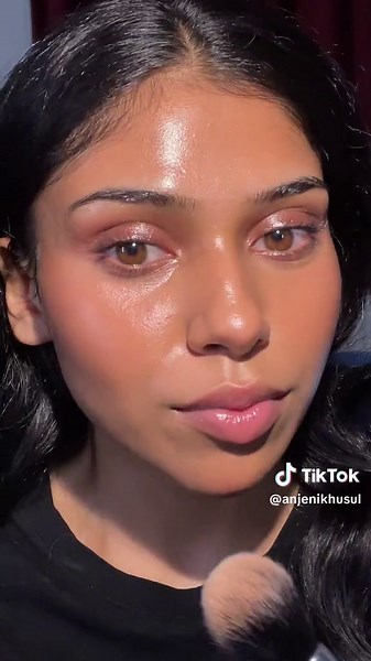 Mastering the Art of Setting Powder: A Step-by-Step Tutorial