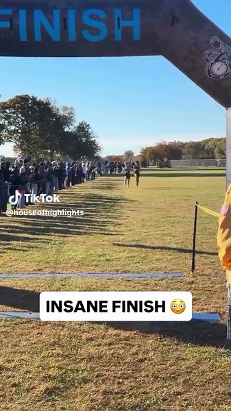 Bro got pushed and still got first. 💯😅 (via @coreyannan360/IG) #track #crosscountry #race #speed #highschool