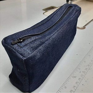 122K views · 2.1K reactions | Learn how to stitch DIY pouch at home easily. To Share your stitchings tag us on our instagram page blousedesigning. Follow our page Blouse Designing for more latest designs. #diy #stitch #pouch #stitching #pouchstitching | Blouse Designing | Facebook