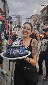 4.6K views · 639 reactions | Belo bolo personalizado com uma das maiores bandas de Hard Rock/Heavy Metal do mundo @deeppurple_official para celebrar o aniversário da @jannasga Feliz Aniversário 落 Beautiful cake of one of the greatest Hard Rock/Heavy Metal bands of the world @deeppurple_official , to celebrate the costumer’s birthday! #deeppurple #perfectstrangers #bolospersonalizados | Leo Wacken | Facebook