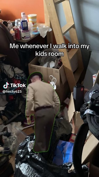 I don’t understand how they are so messy #dadsoftiktok #family #messy #messyroom #children #dad