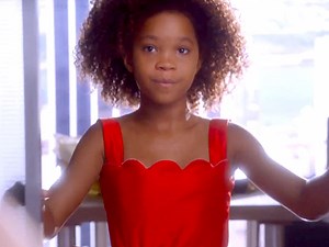 It’s Here! Watch Jamie Foxx, Quvenzhané Wallis & Cameron Diaz in the “ANNIE” Remake Trailer