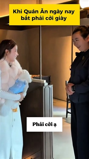 Khi Quán Ăn ngày nay bắt phải Cởi Giày
