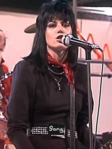 Joan Jett's Rock 'n' Roll Performance on Musikladen