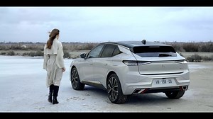 Wenn französische Raffinesse auf höchste Ingenieurskunst trifft - Entdecke den neuen DS 4! Er überzeugt durch beeindruckende Proportionen und innovative Technologien. ⚡ Ab sofort in Österreich bestellbar. Mehr erfahren: https://www.dsautomobiles.at/modelle/ds-4/prasentation.html | DS