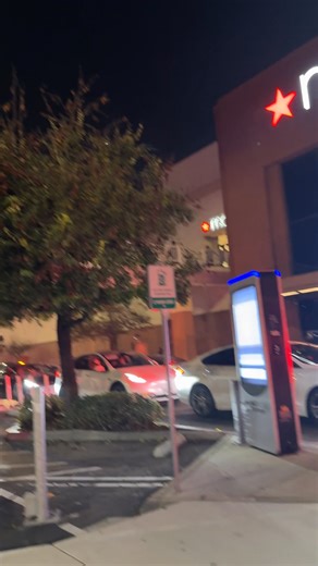 Active Shooter In Valley Fair Mall San Jose. I saw People Running Out Of Macy’s | Front Page Media News