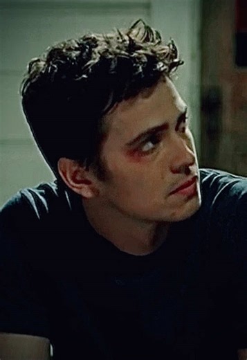 hot car mechanic *giggles* 🤭 #americanheist #jameskelly #haydenchristensen #foryourpage #fypage