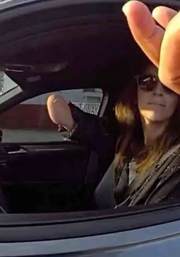 Quadriplegic Arrested for Jaywalking? Police Encounter in America