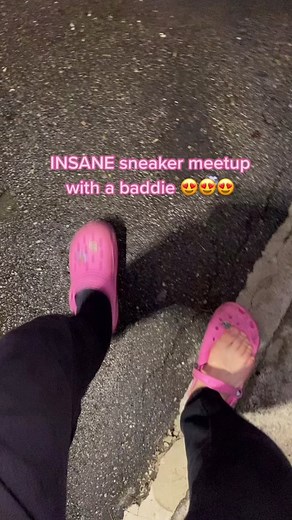 This was before I wifed her I forgot to post 🤦‍♂️ #sneakermeetup #finesse #profit #hustle #sneakerinvest #resell #steals #reseller #blm #deals #resel