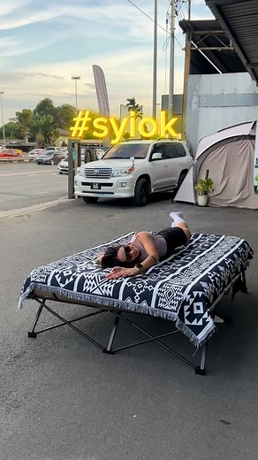 🌙 NEW ARRIVAL — NATUREHIKE DOUBLE COT 🌙 Glamping made effortless 💨 This one’s all about comfort, convenience & class — here’s why everyone’s talking about it 👇 ✨ Queen-size double cot — roomy and comfy for two (or more!) ⚡️ Instant setup — just unfold, no installation needed 🧳 Wheeled carry bag — easy to move around anywhere ☁️ Inflatable air mattress included — for ultimate sleep comfort 💚 Compact & portable — perfect for couples, families & kids Your all-in-one bed for the great outdoors