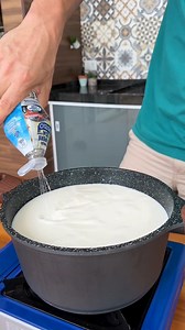 Add vinegar to milk and don't buy it at the market again! | Make Delights