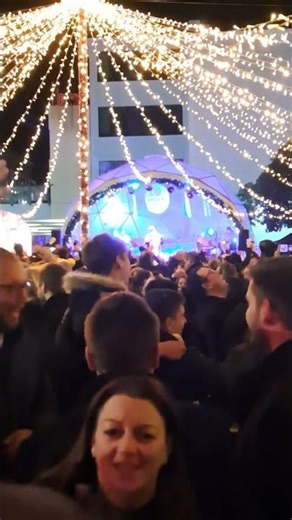 Prvi Poljubac - Halid Bešlić (Performed By Siniša Vuco)