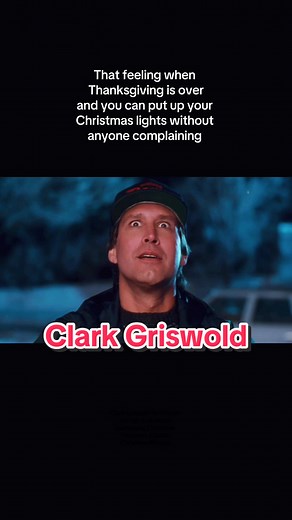 Clark Griswold's Hilarious Christmas Lights Scene