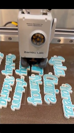 Using my A2L to 3D print keychains #3dprinting #bambulab