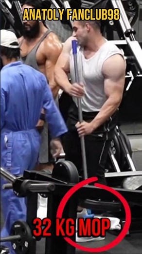 I can show you how to do it 🤭#anatoly #fitness #gym