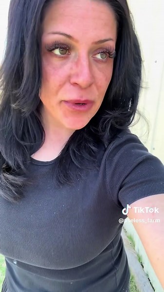 Useless Farm (@useless_farm) - Very suspicious | suspicious