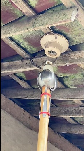 Genius Handmade Tool with spoons and rubber - DIY Life-Hack!