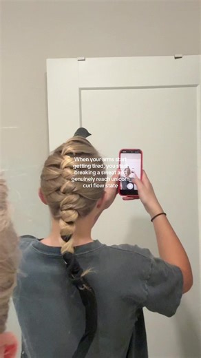 Libby (@libbyshaheen)’s video of curls