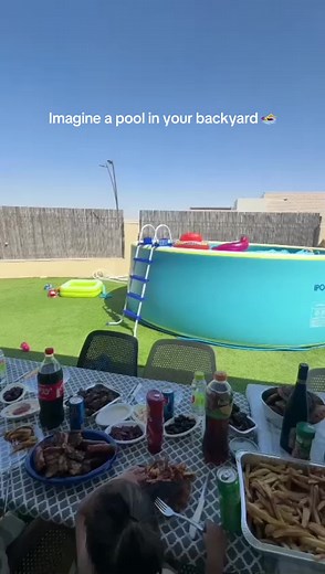 Imagine a pool in your backyard 🏊‍♀️ It’s easy to set ut up quickly 😍 #inflatablepool #inflatablepools #inflatableswimmingpool #inflatableabovegroundpool #poolparty #poolbuilder #poolconstruction #pooldesign #pooltime #ipoolgo #ipoolgopool #fyp #fypage
