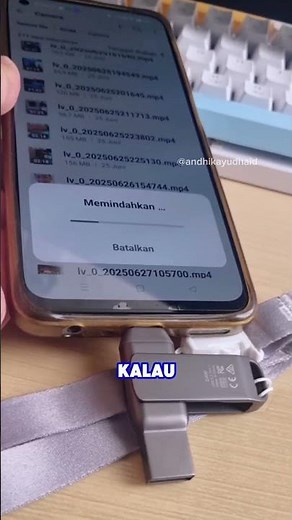 Phone full? Use a Lexar OTG USB flash drive, plug it directly into your phone or laptop!