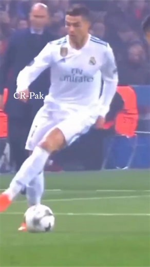 The CR7 Physics: Lab to Field! 🧪⚽
