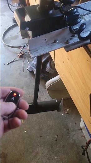 Cheap DIY Remote Controlled Minn Kota Trolling Motor for Wireless Motorized Kayak or Boat