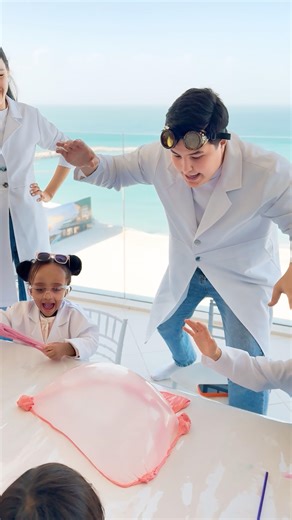 GIANT SLIMES • SLIME SHOW • DUBAI🇦🇪 on Instagram: "Slime party in Dubai 🧪 Kids go crazy 😱 #slime #slimeparty #slimedubai #dubai"