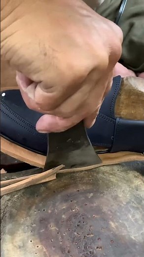 Artisan Leather Craft for Beginners | Essential Tools & Professional Training