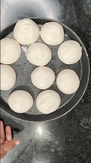 Soft & Fluffy Naan in Minutes 😍 | Easy Homemade Naan Recipe #shorts #naan